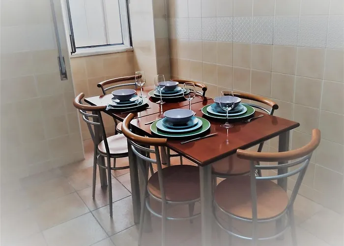 Julia House Holidays Апартаменты Назаре