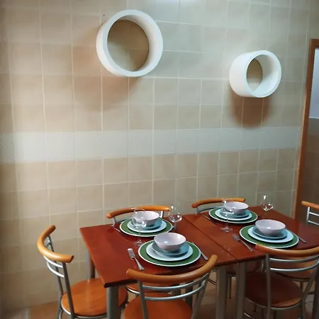 Julia House Holidays *